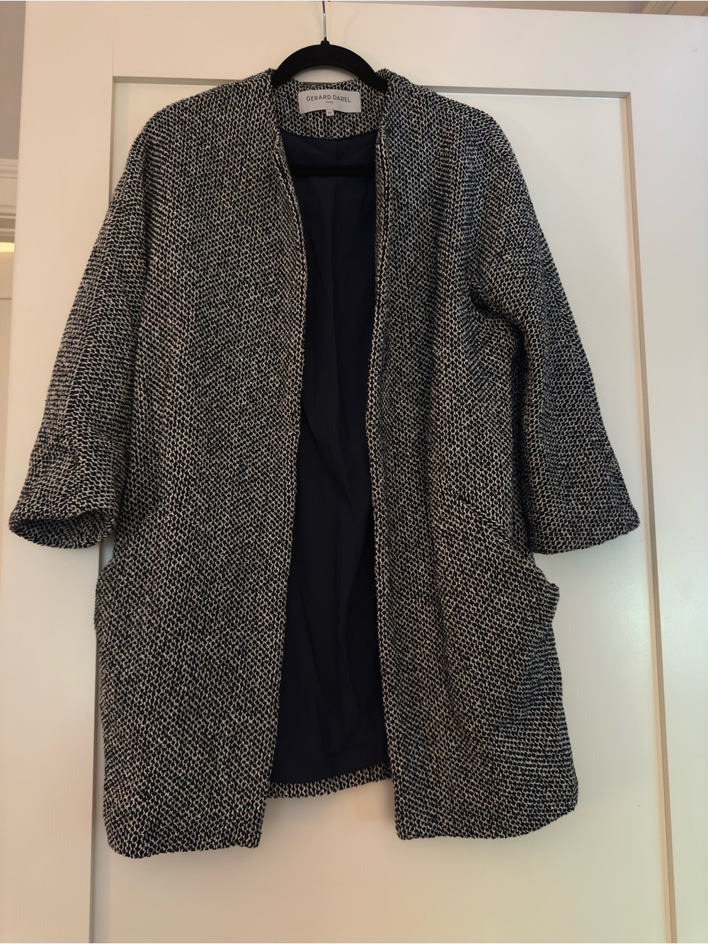 Gerard Darel Women's Navy and White Tweed coat